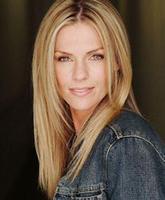 Ingrid KavelaarsƬ