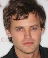 Oliver AcklandƬ