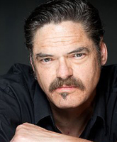 Mark BurnhamƬ