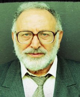 Makram KhouryƬ