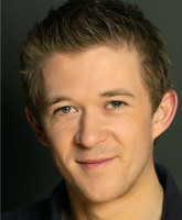 Toby Nicholas照片