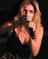 Julie Zenatti