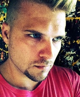 Matt FarnsworthƬ