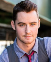 Dan BensonƬ
