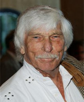 L.Q.JonesƬ