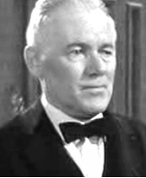 Charles DBrownƬ