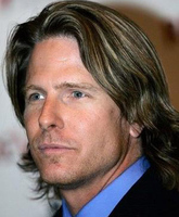 Paul Michael RobinsonƬ