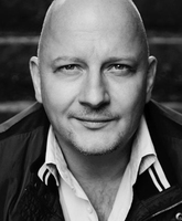 Holger KunkelƬ