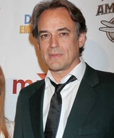 Jon LindstromƬ