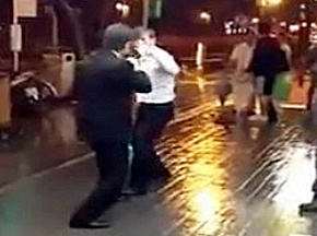 大叔淡定不就打个架嘛