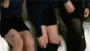 美女逛街丝袜突然崩裂怎么办