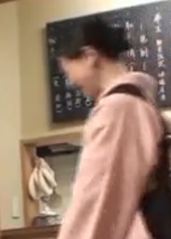 һС͹ݵŮ˿첥