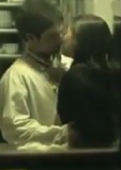 첥