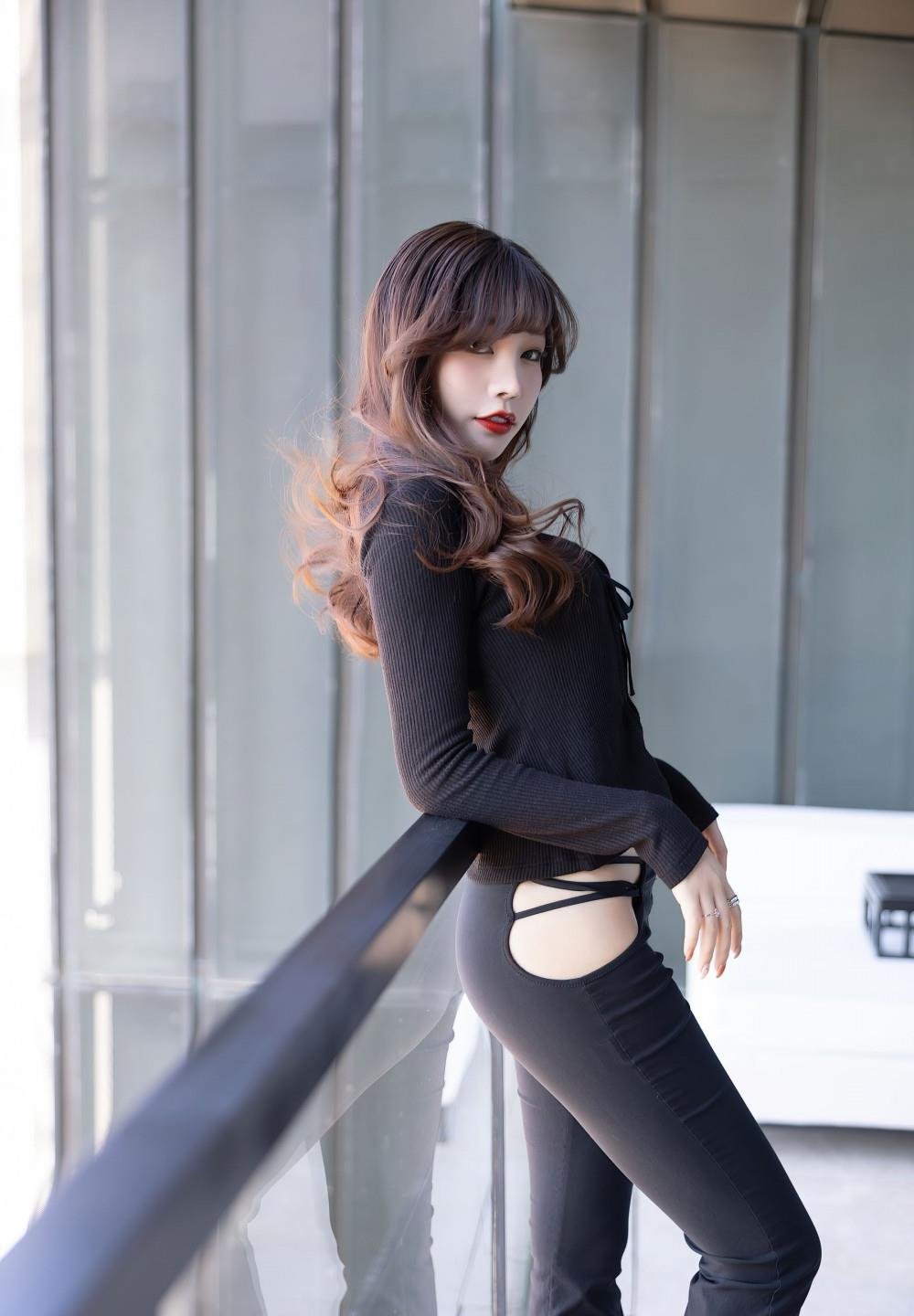 ���� �� ɫ �� Ƭ�첥