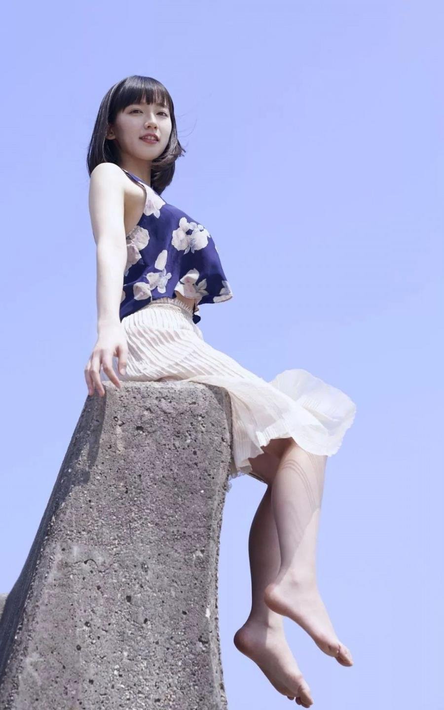 �̼������׿첥