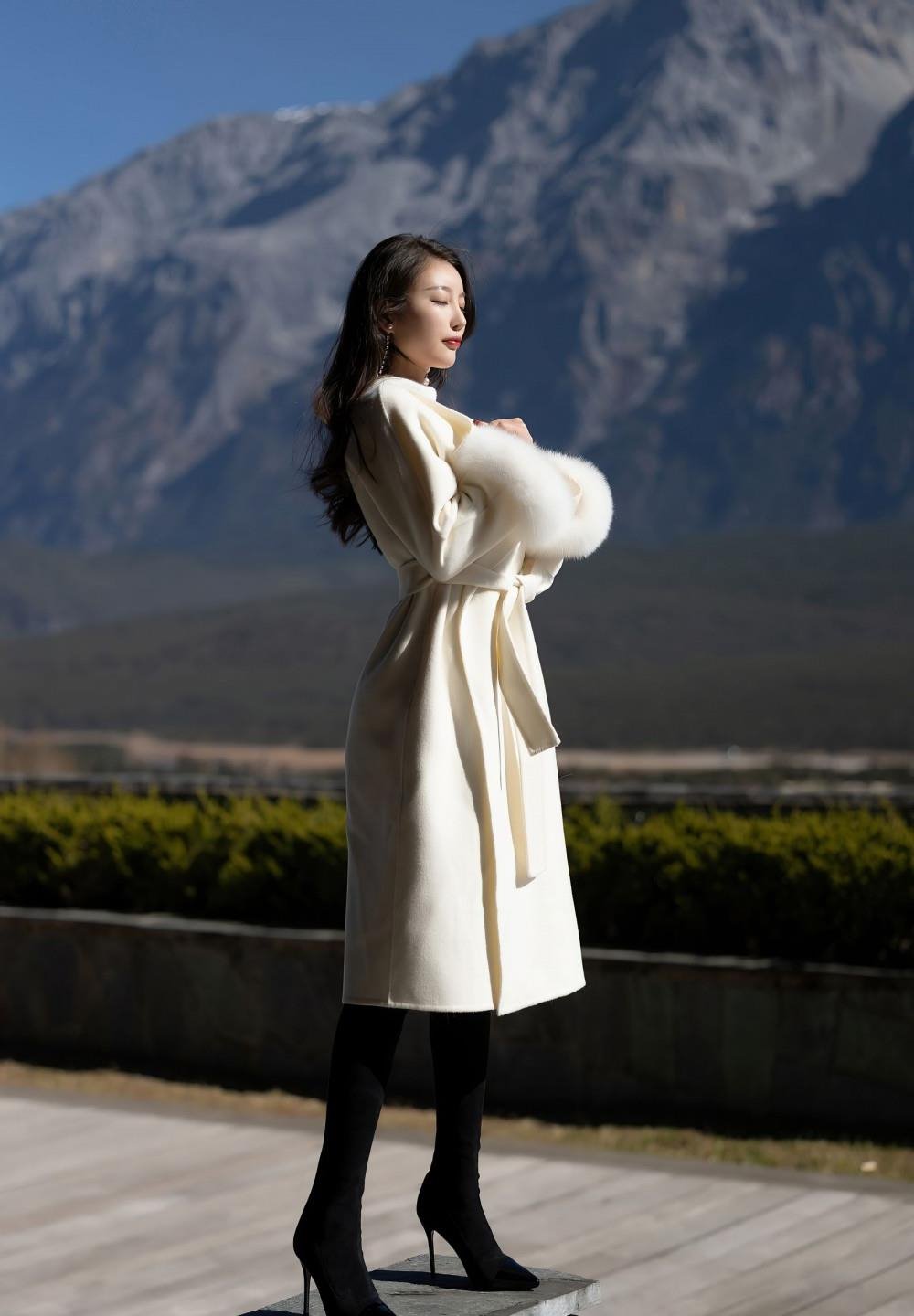 ������Ů�ɵľư��ռǿ첥