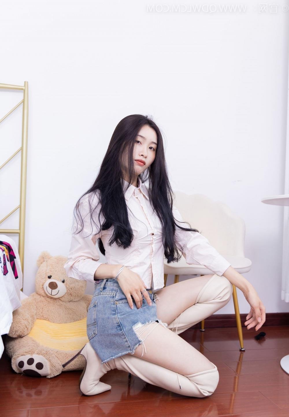 �����µ���������һЦ