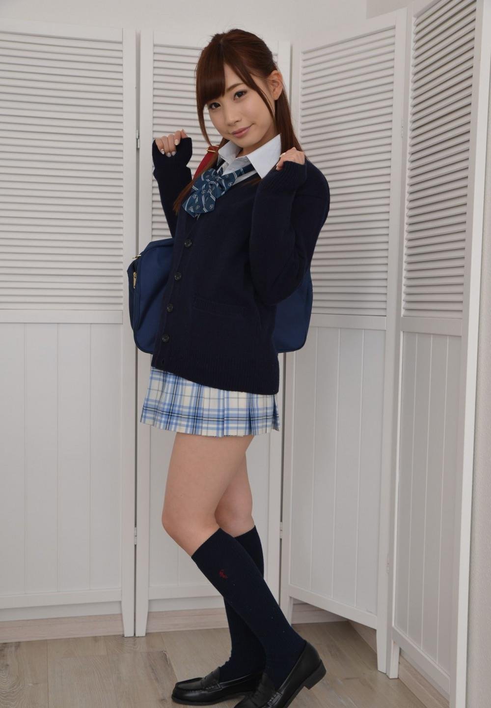 �������첥