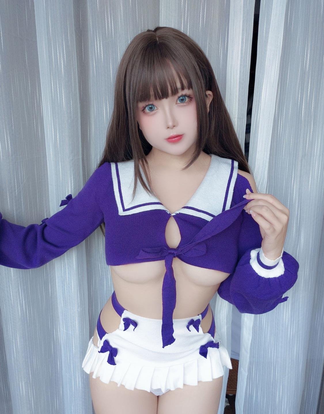 ��Ů��