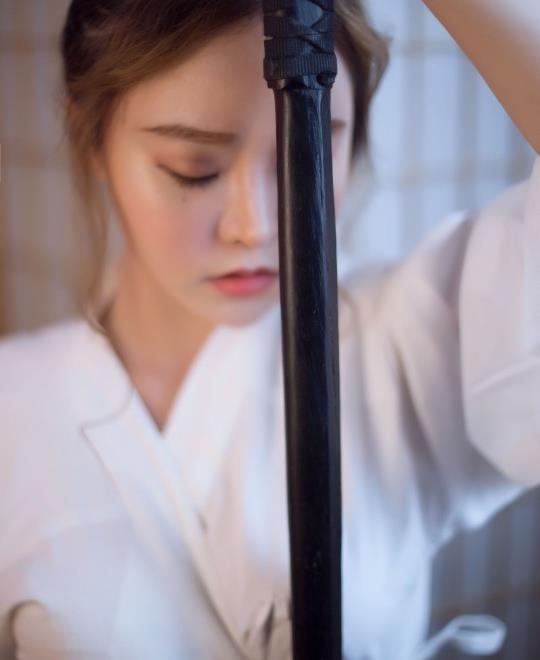 �������