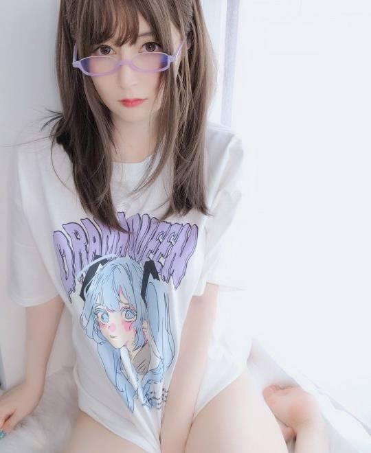 �������첥